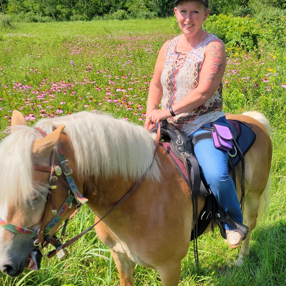Meet your Posher, Jennifer